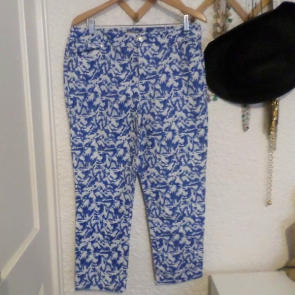 Chico's Blue & White Splatter Print Stretch Girlfriend Jeans Chico's 2 12-14 - Picture 1 of 4